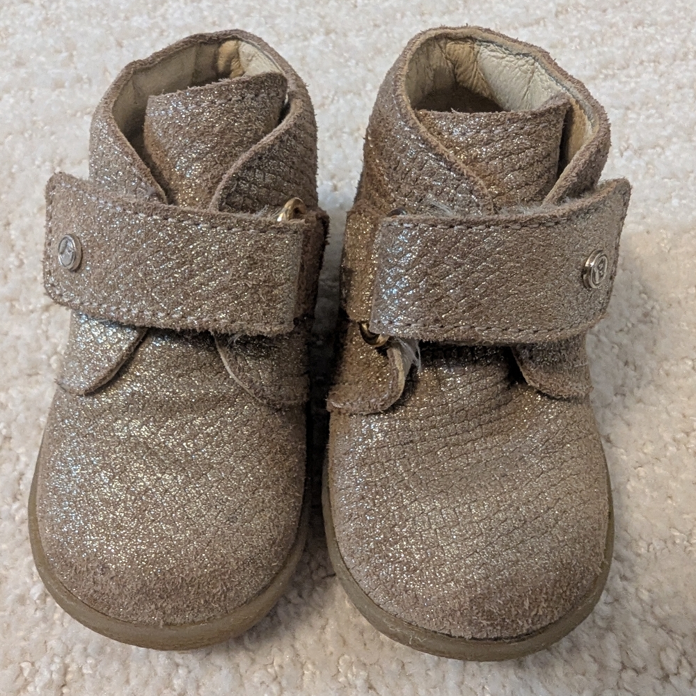 Falcotto Size 19 Sparkly Gold Little Girl Boots